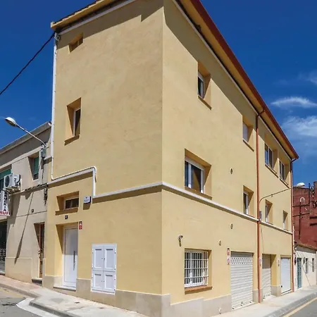 Three-bedroom Holiday In *